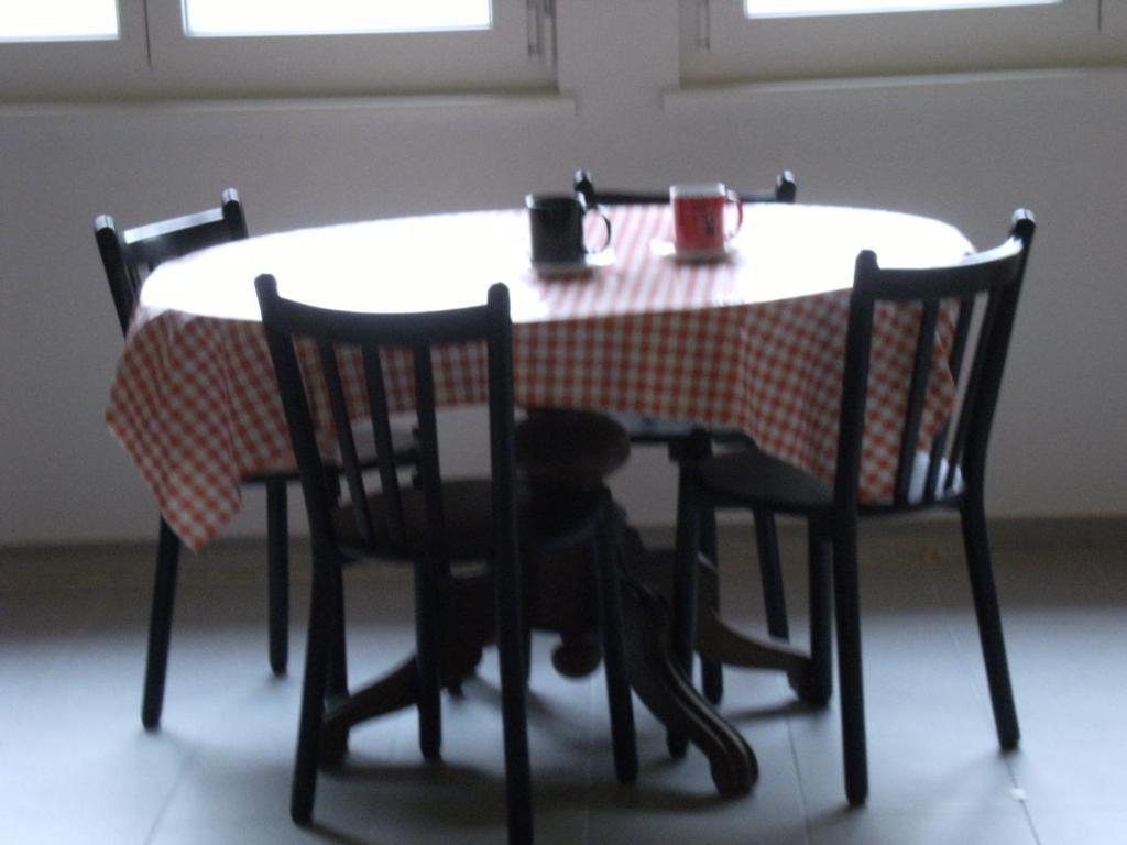 Appartement De Vacances Niederer La Côte-aux-Fées Εξωτερικό φωτογραφία