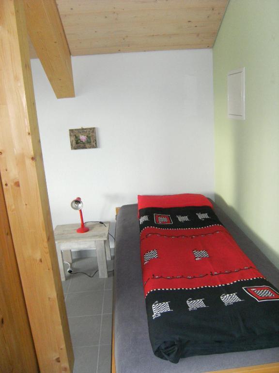 Appartement De Vacances Niederer La Côte-aux-Fées Εξωτερικό φωτογραφία